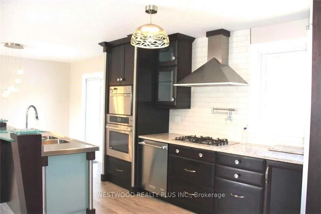 Photo 8 of 1042 Goshen Road, Innisfil, Alcona — HOMEH
