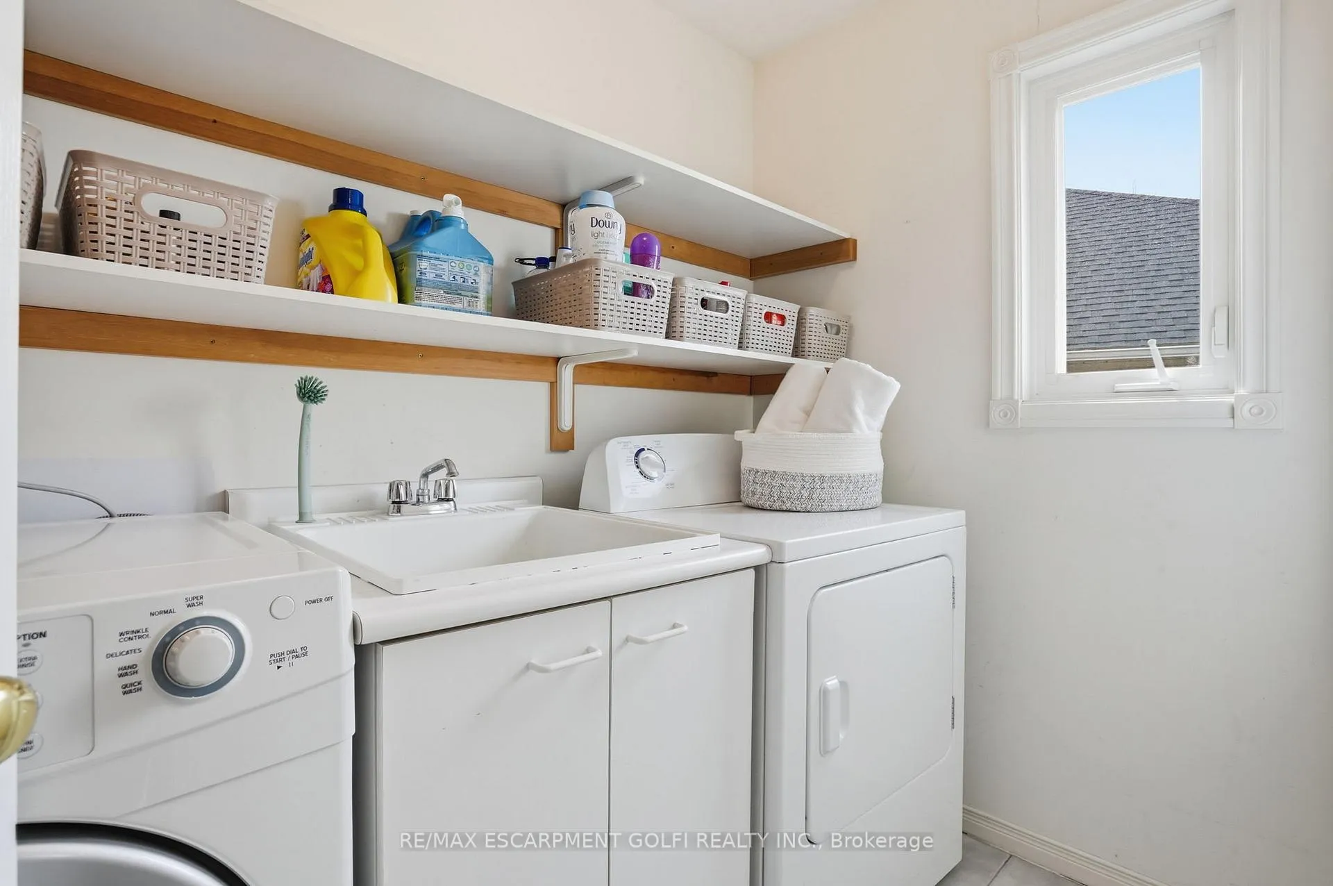 Photo 27 of 68 Rockhaven Lane, Hamilton, Waterdown — HOMEH