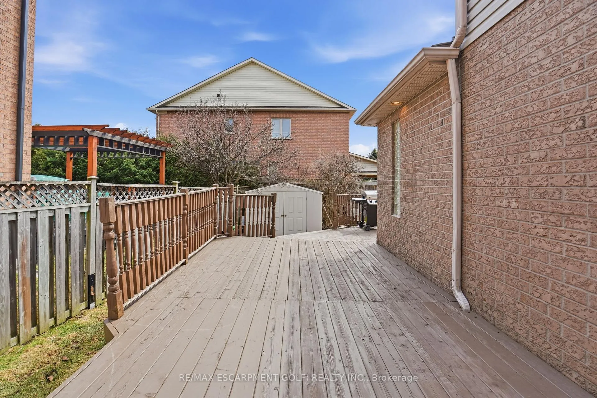 Photo 36 of 68 Rockhaven Lane, Hamilton, Waterdown — HOMEH