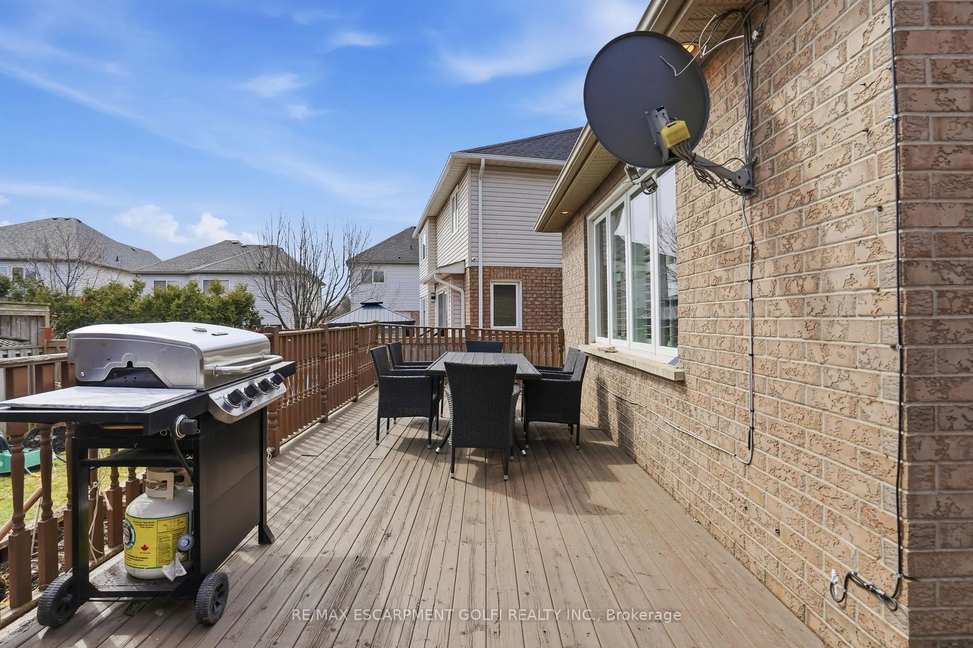 Photo 38 of 68 Rockhaven Lane, Hamilton, Waterdown — HOMEH