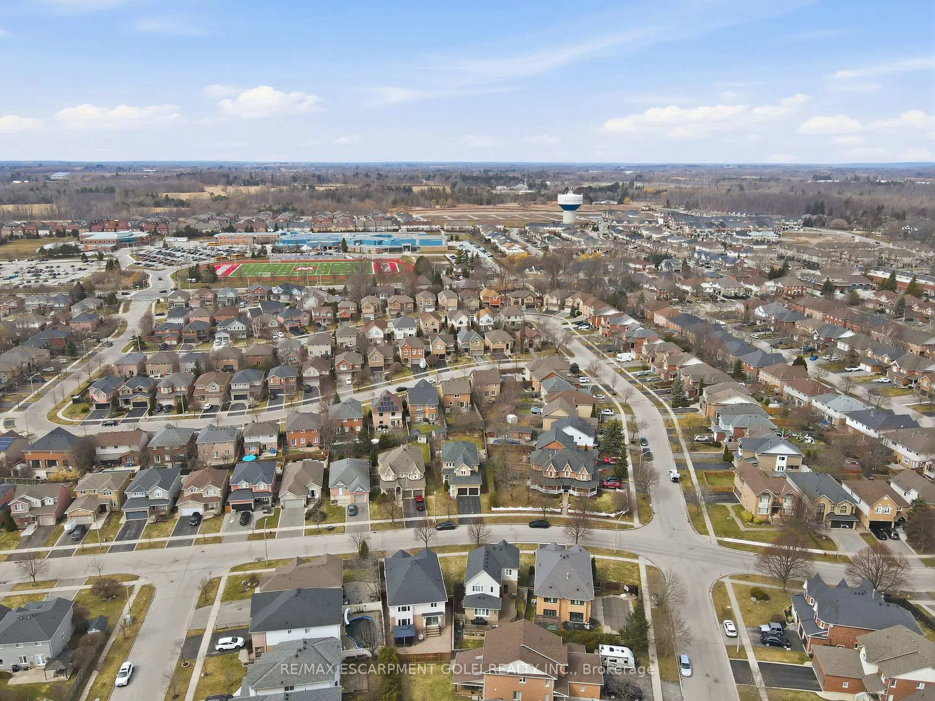 Photo 44 of 68 Rockhaven Lane, Hamilton, Waterdown — HOMEH