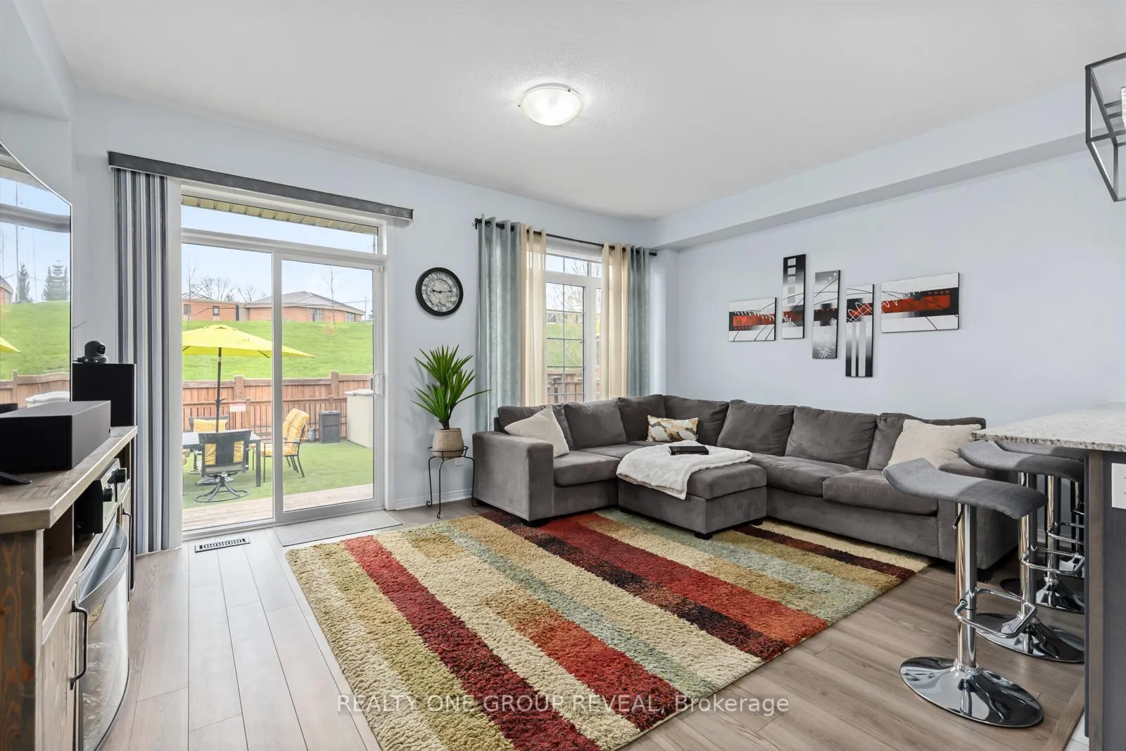Photo 14 of 2 Rimrock Crescent, Whitby, Williamsburg — HOMEH