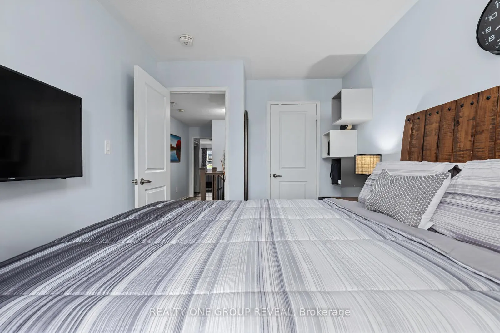 Photo 26 of 2 Rimrock Crescent, Whitby, Williamsburg — HOMEH