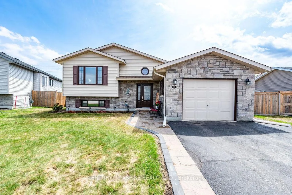 Photo 1 of 17 Newport Drive, Petawawa — HOMEH