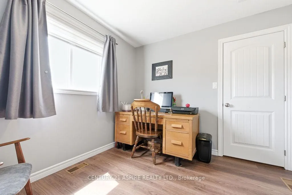 Photo 22 of 17 Newport Drive, Petawawa — HOMEH