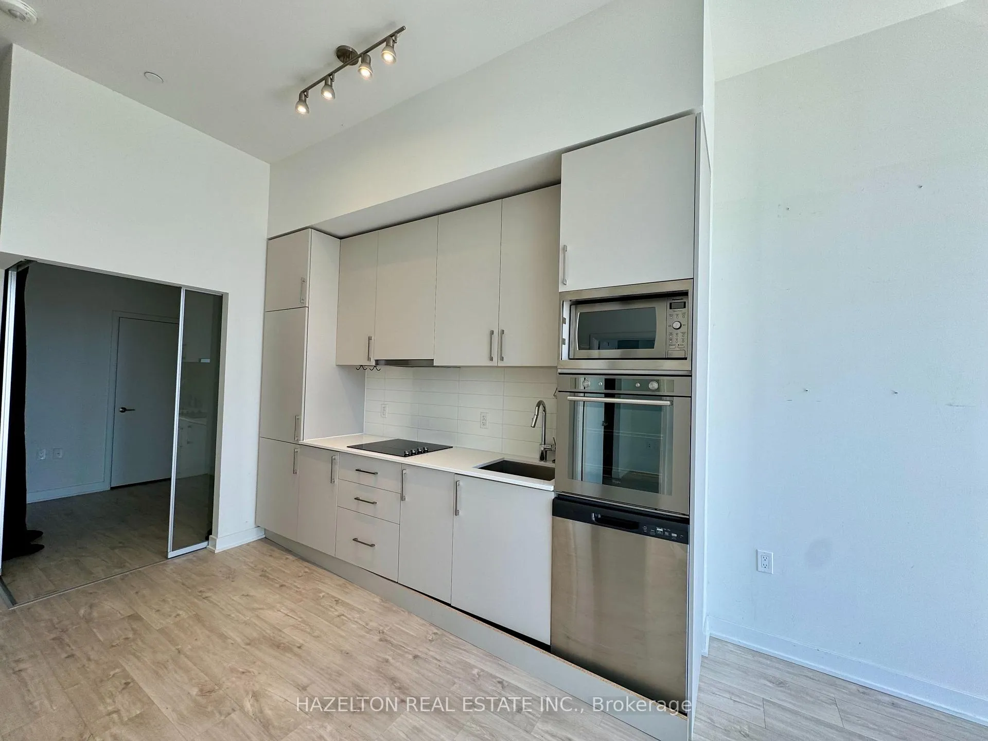 Photo 5 of Unit 201E, 576 Front Street W, Toronto, Waterfront Communities — HOMEH