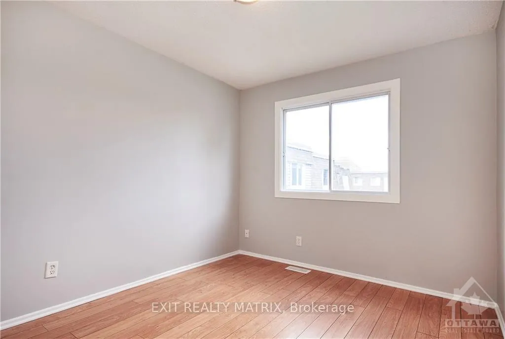Photo 19 of 2988 Fairlea Crescent, Ottawa, Heron Gate/Industrial Park — HOMEH