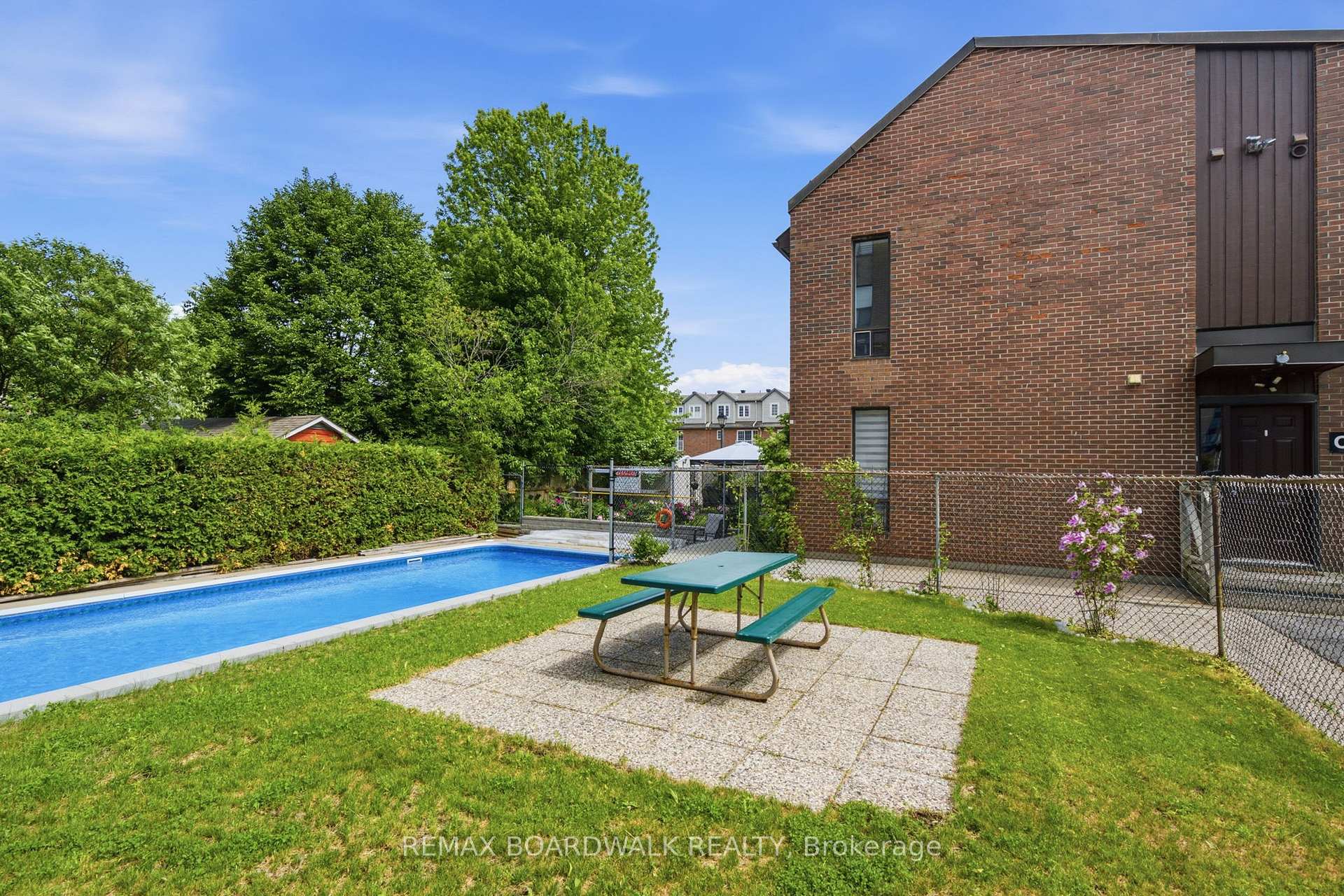 Photo 25 of Unit 502, 1190 Richmond Road, Ottawa, Woodroffe — HOMEH