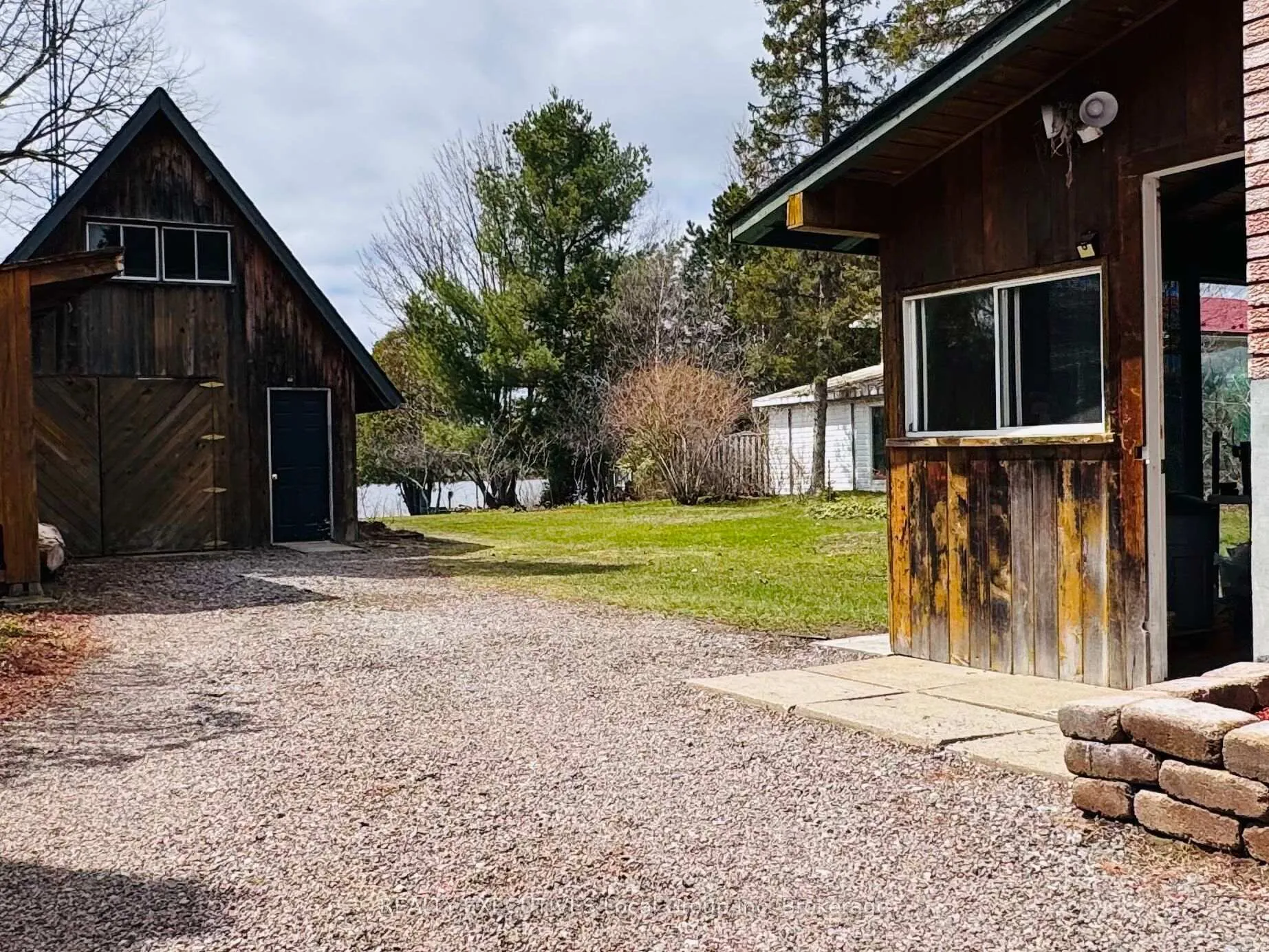 Photo 5 of 1052 Evansville Drive, West Nipissing, Sturgeon Falls — HOMEH