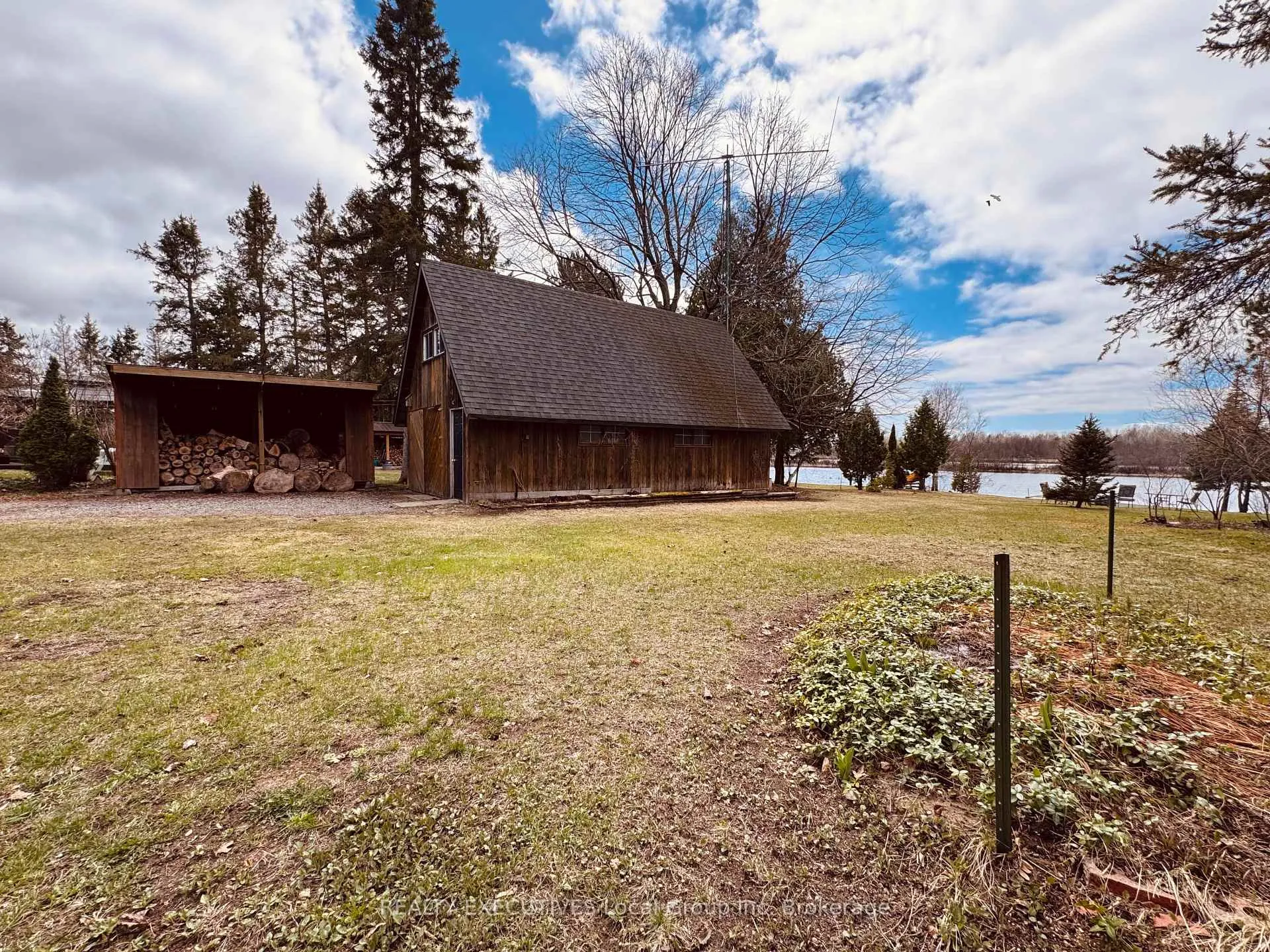 Photo 6 of 1052 Evansville Drive, West Nipissing, Sturgeon Falls — HOMEH