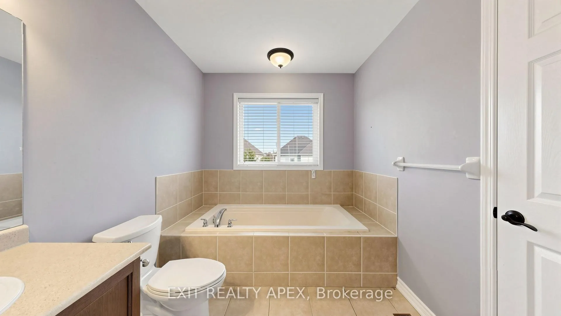 Photo 30 of 1311 Macinally Court, Oshawa, Pinecrest — HOMEH