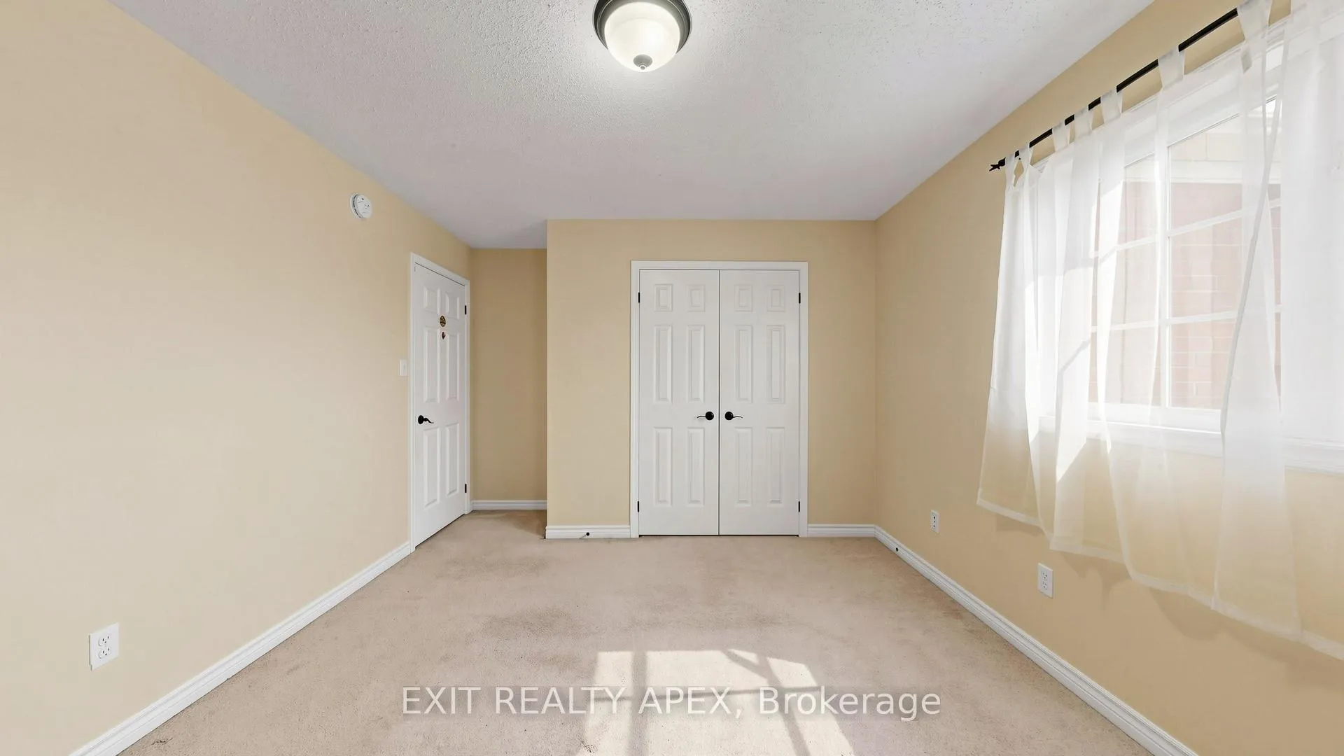 Photo 35 of 1311 Macinally Court, Oshawa, Pinecrest — HOMEH