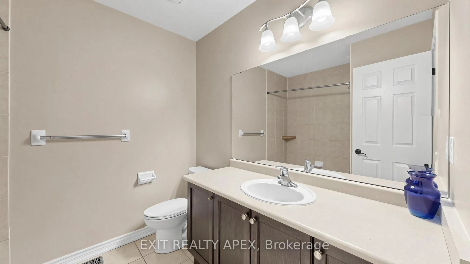 Photo 38 of 1311 Macinally Court, Oshawa, Pinecrest — HOMEH