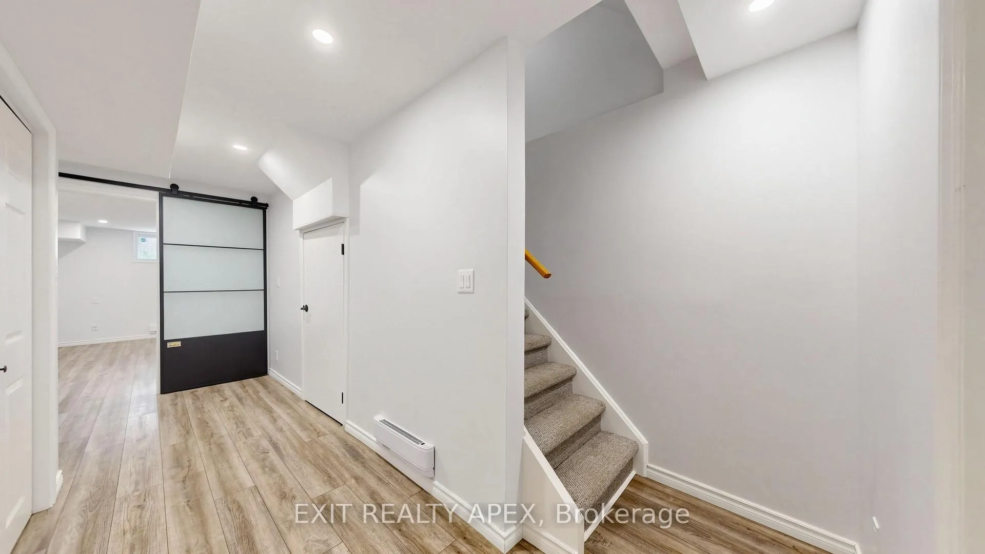 Photo 41 of 1311 Macinally Court, Oshawa, Pinecrest — HOMEH