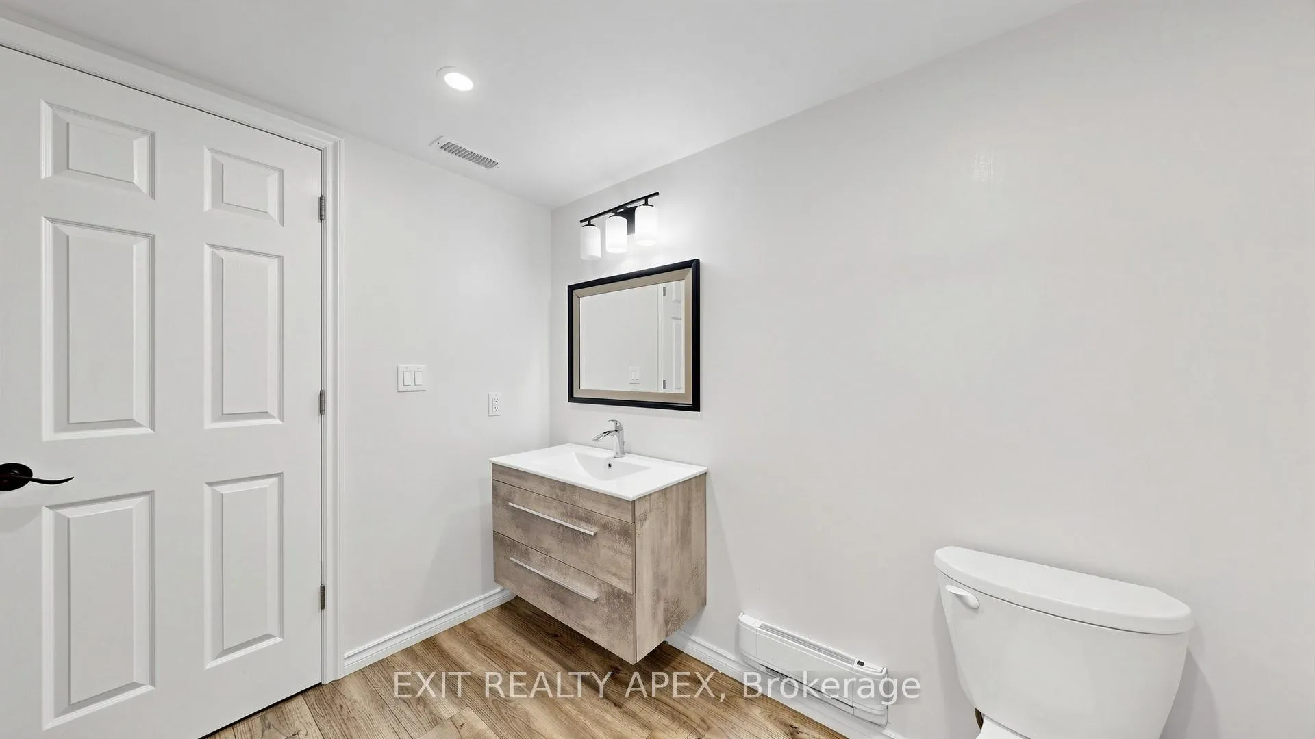 Photo 44 of 1311 Macinally Court, Oshawa, Pinecrest — HOMEH