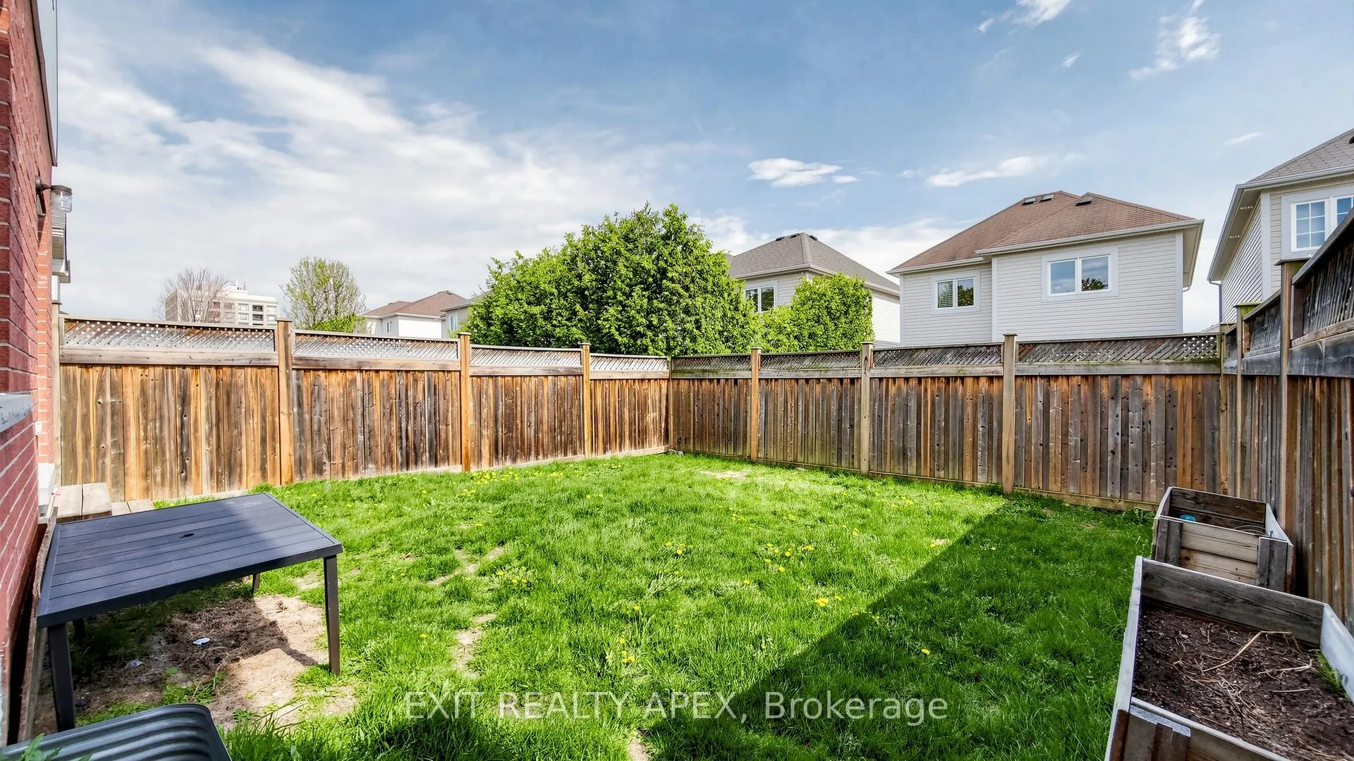Photo 49 of 1311 Macinally Court, Oshawa, Pinecrest — HOMEH