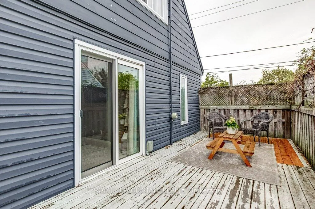 Photo 33 of 114 Second Street N, Hamilton, Stoney Creek — HOMEH