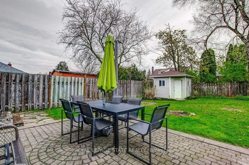 Photo 35 of 114 Second Street N, Hamilton, Stoney Creek — HOMEH