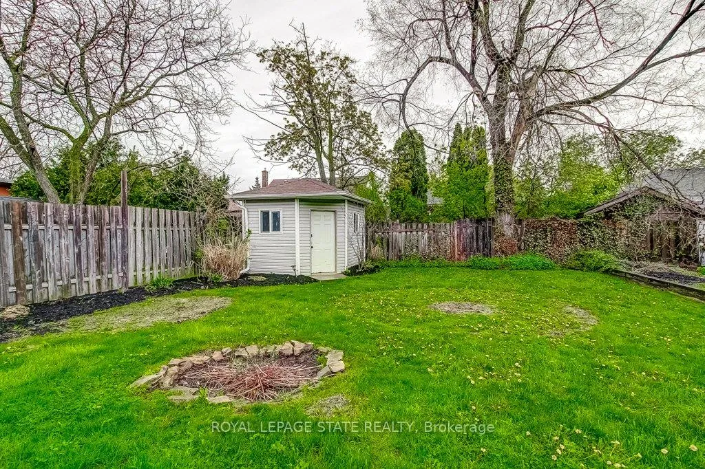 Photo 36 of 114 Second Street N, Hamilton, Stoney Creek — HOMEH