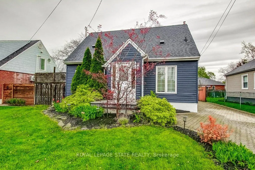 Photo 42 of 114 Second Street N, Hamilton, Stoney Creek — HOMEH