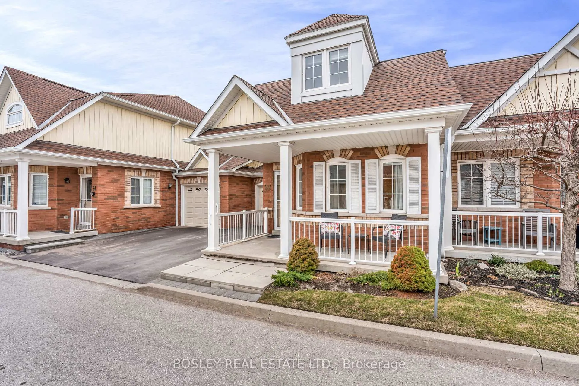 Photo 3 of Unit 24, 22 Gidley Lane, Ajax, Central — HOMEH