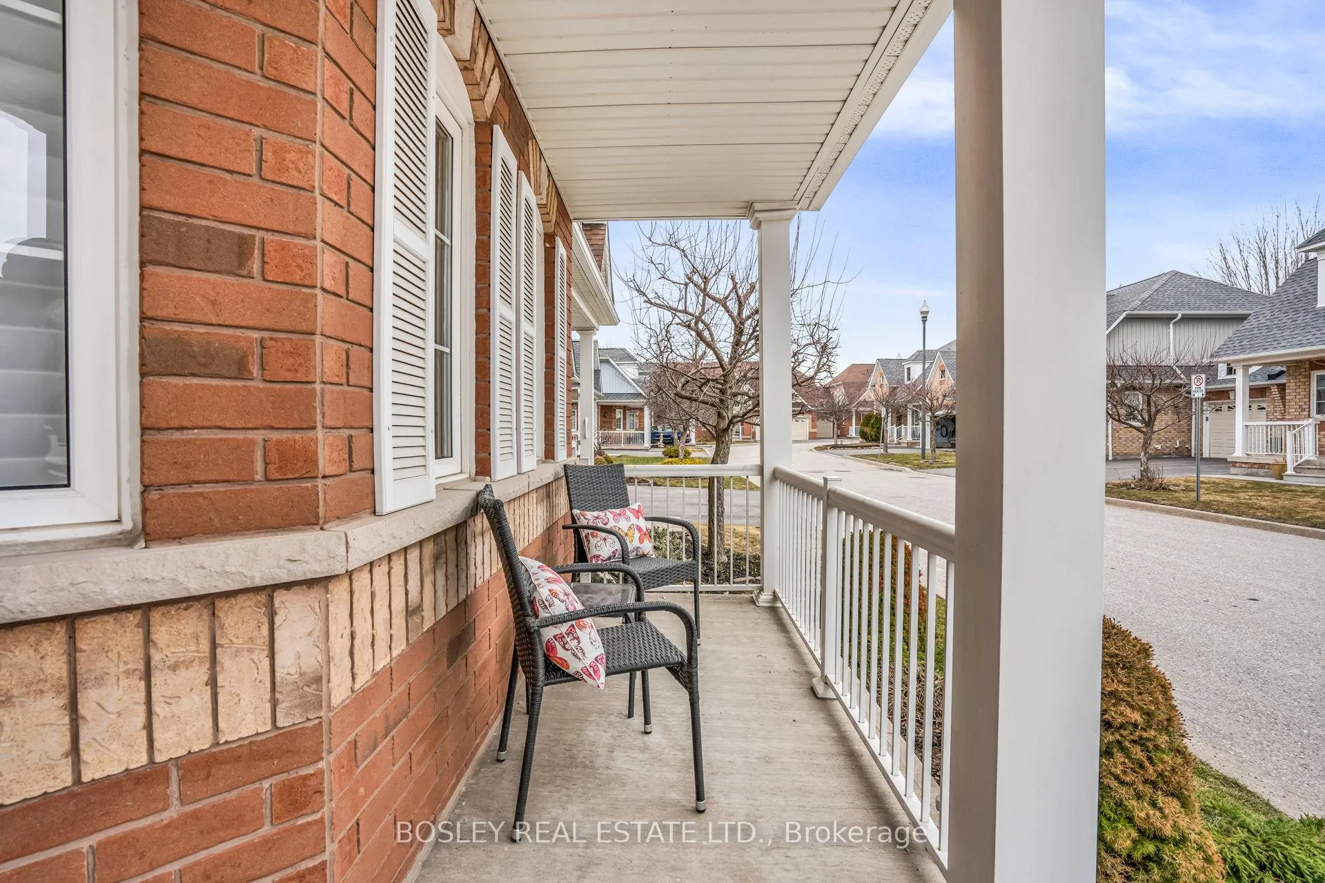 Photo 4 of Unit 24, 22 Gidley Lane, Ajax, Central — HOMEH