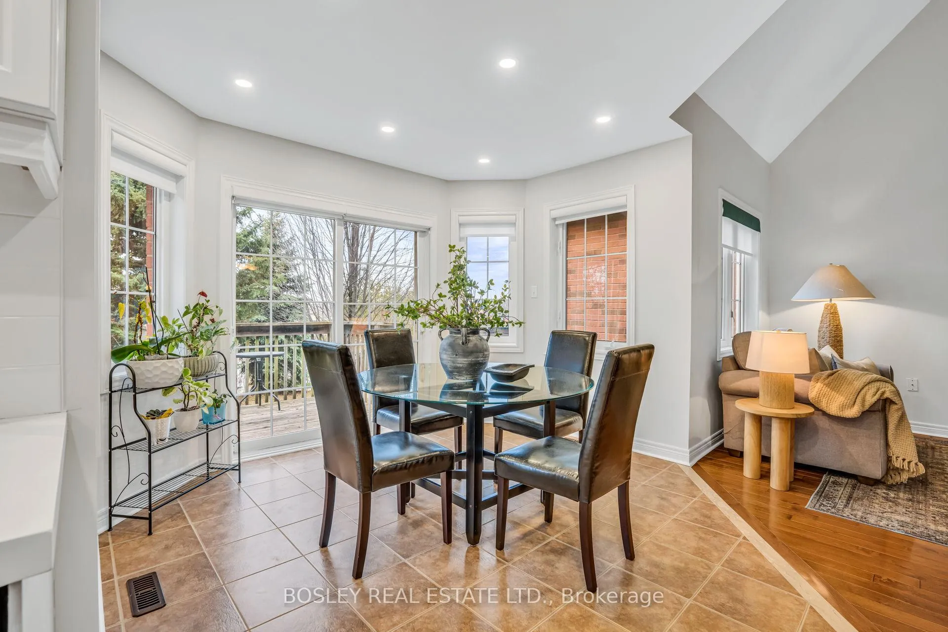 Photo 20 of Unit 24, 22 Gidley Lane, Ajax, Central — HOMEH