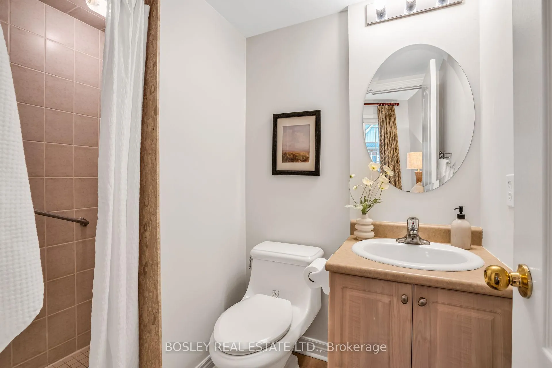 Photo 36 of Unit 24, 22 Gidley Lane, Ajax, Central — HOMEH