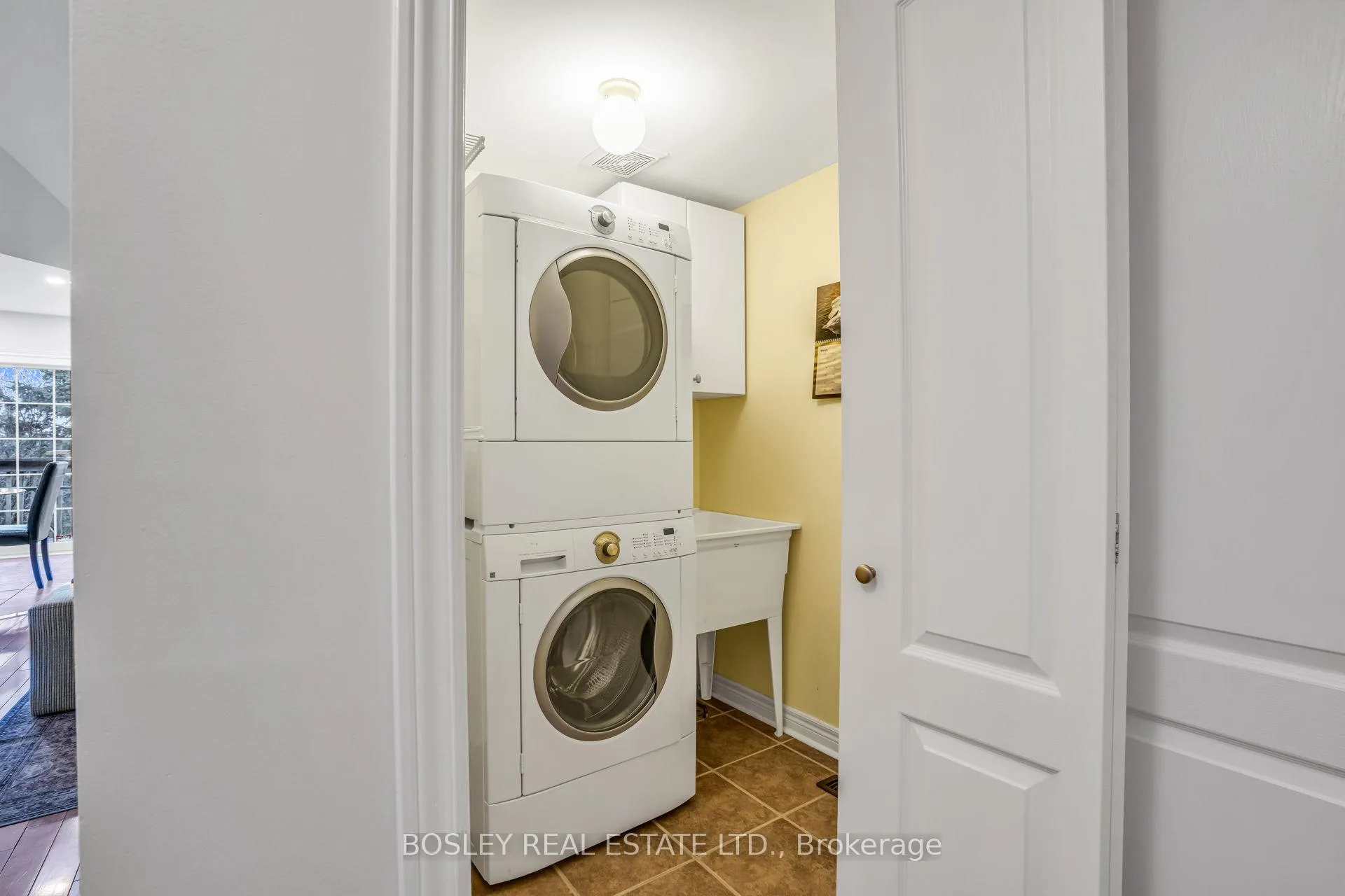 Photo 44 of Unit 24, 22 Gidley Lane, Ajax, Central — HOMEH