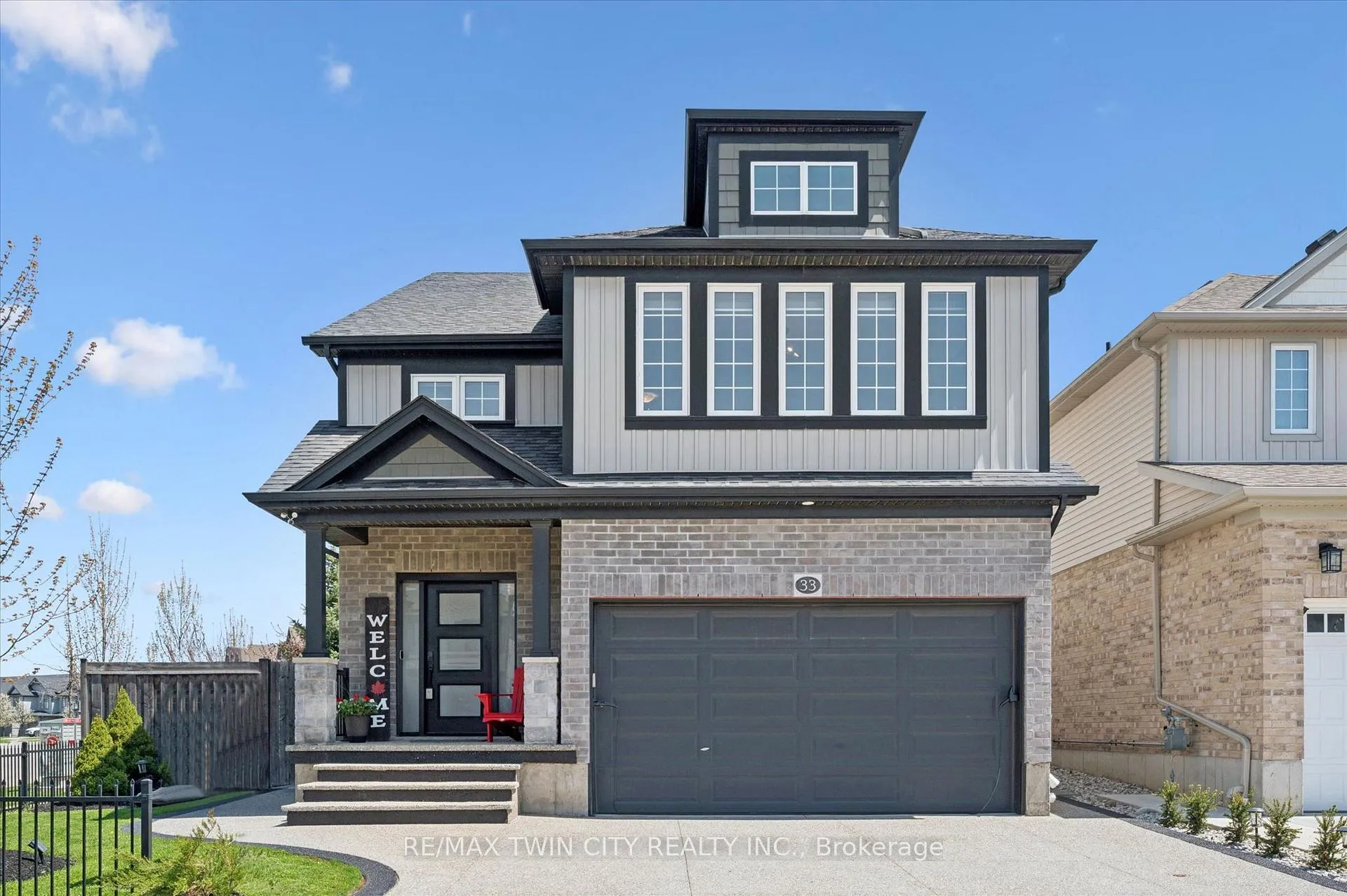 Photo 1 of 33 Mistywood Street, Kitchener — HOMEH
