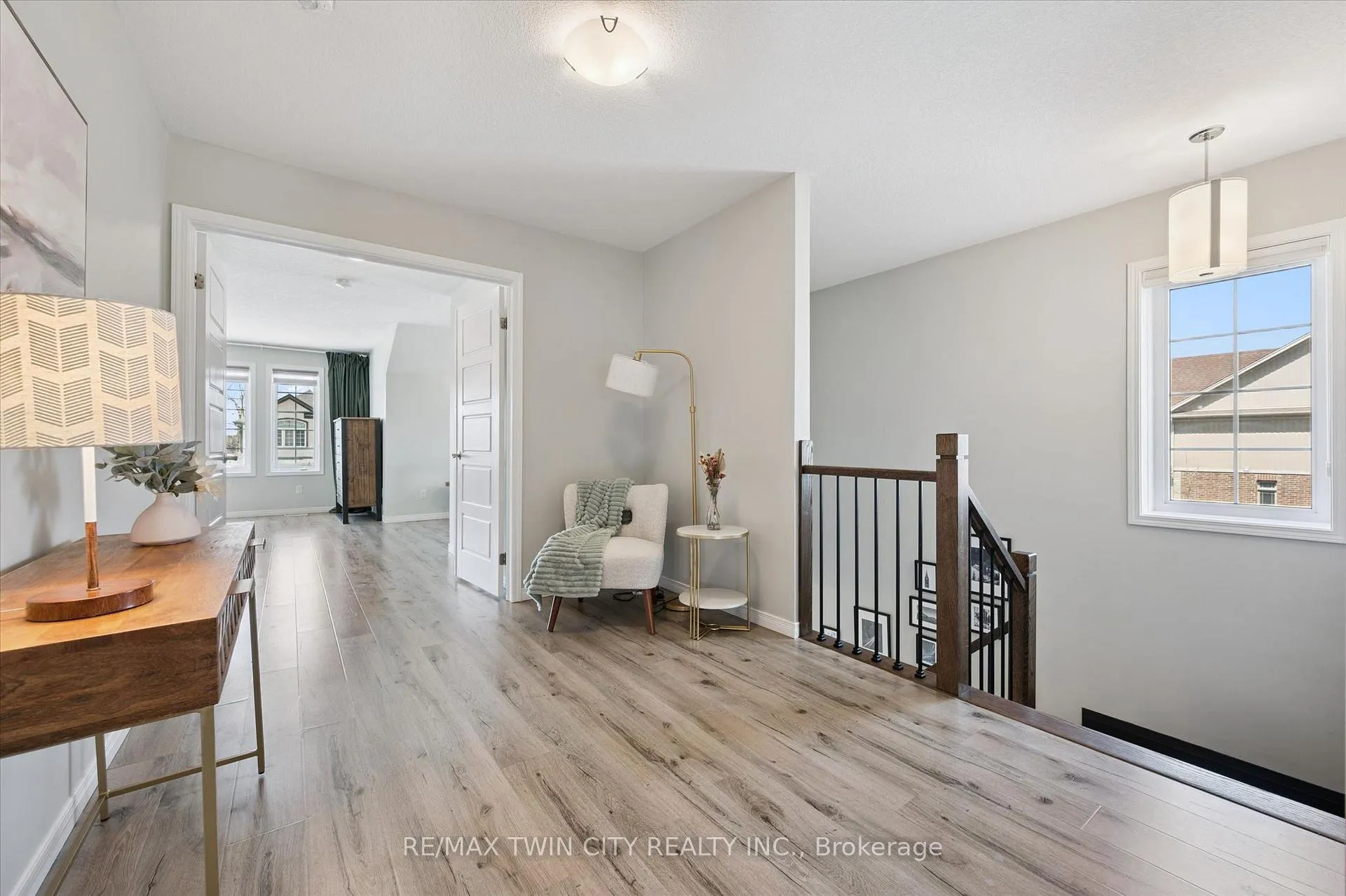 Photo 18 of 33 Mistywood Street, Kitchener — HOMEH