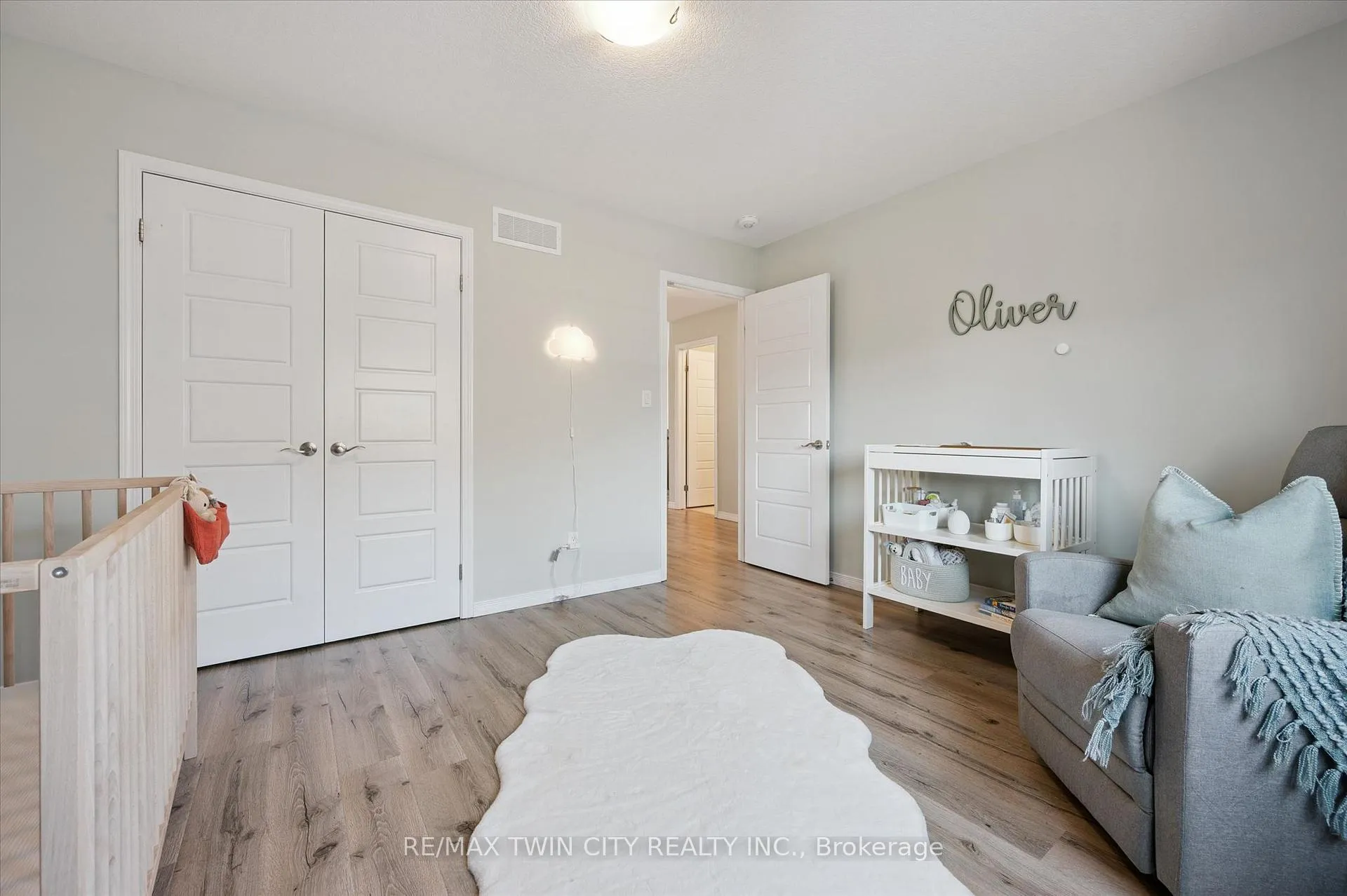 Photo 22 of 33 Mistywood Street, Kitchener — HOMEH