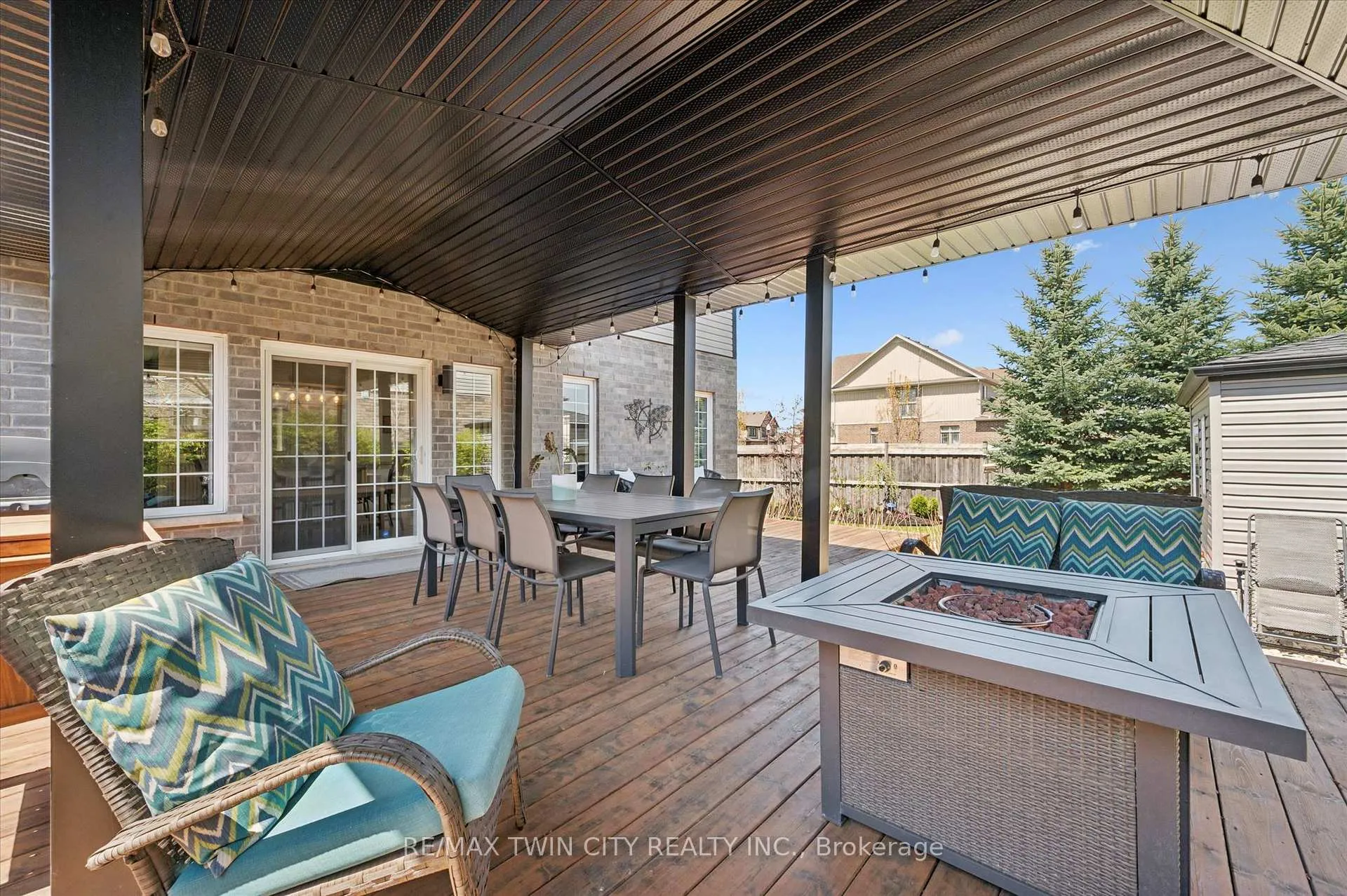 Photo 36 of 33 Mistywood Street, Kitchener — HOMEH