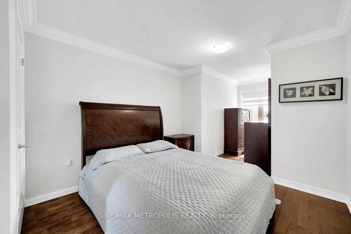 Photo 14 of 115 Pelee Avenue, Vaughan, Kleinburg — HOMEH