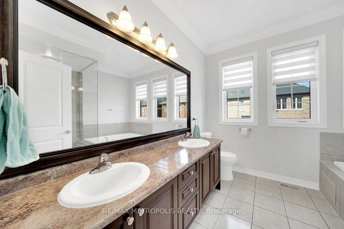 Photo 16 of 115 Pelee Avenue, Vaughan, Kleinburg — HOMEH