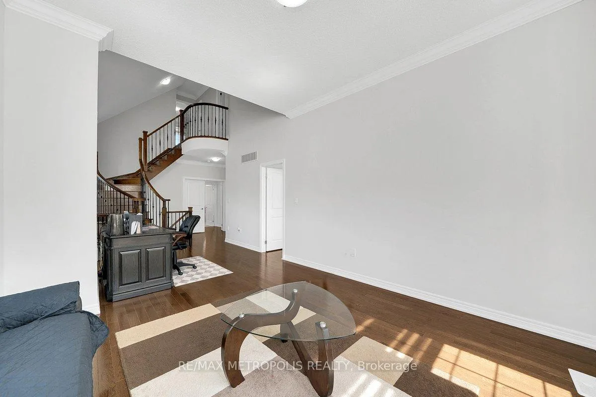 Photo 19 of 115 Pelee Avenue, Vaughan, Kleinburg — HOMEH