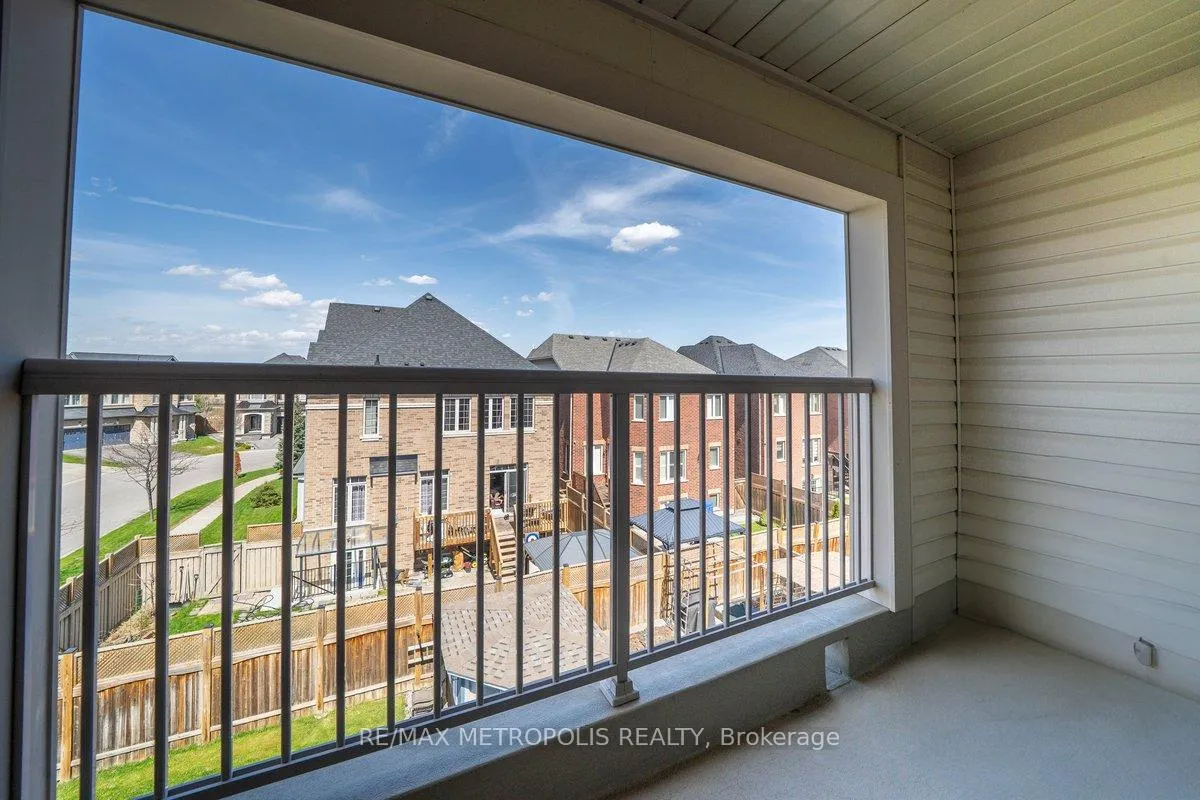 Photo 25 of 115 Pelee Avenue, Vaughan, Kleinburg — HOMEH