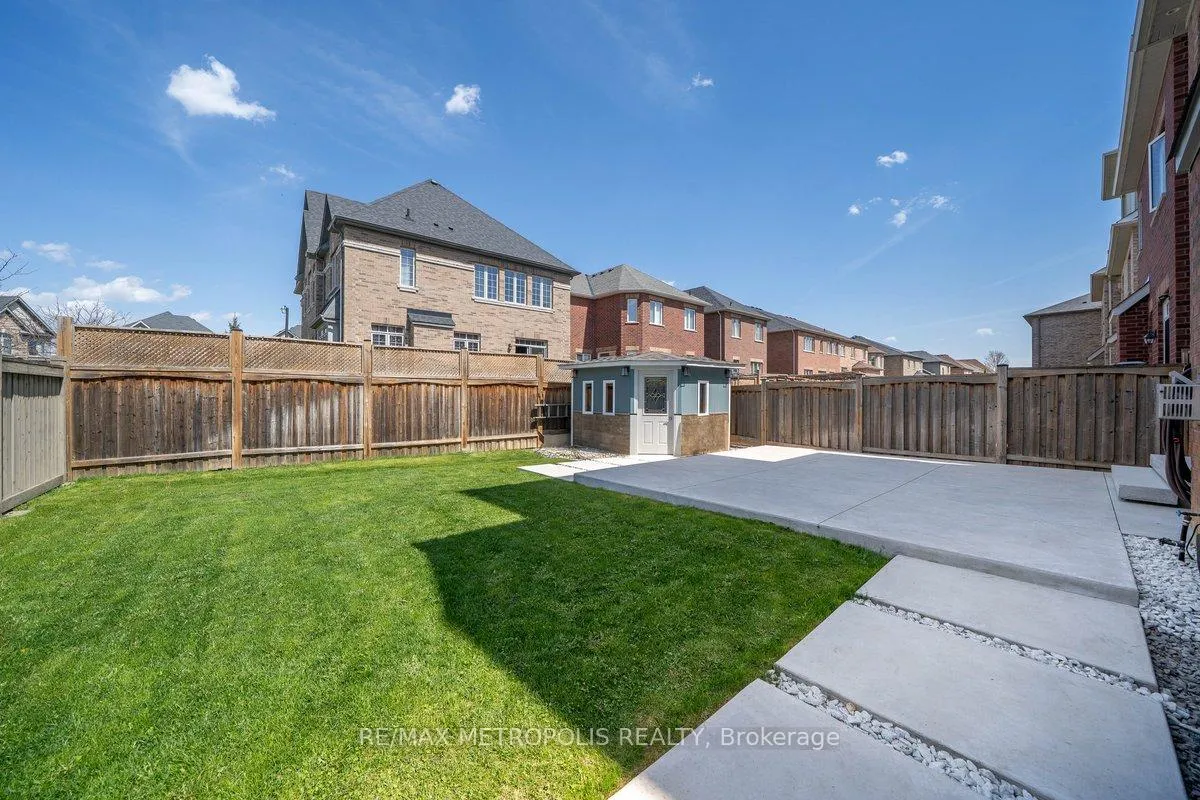 Photo 27 of 115 Pelee Avenue, Vaughan, Kleinburg — HOMEH