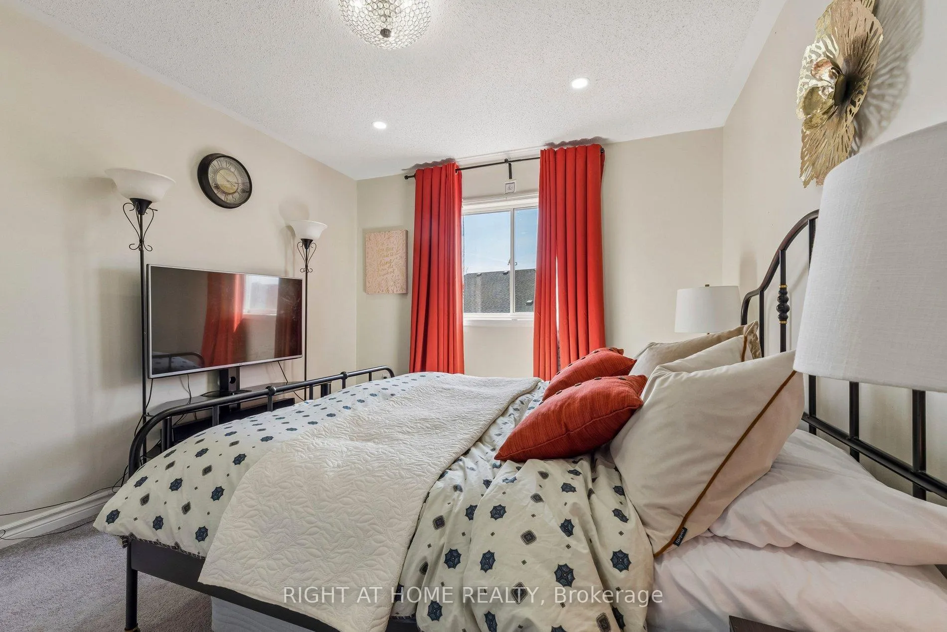 Photo 31 of 640 Ormond Drive, Oshawa, Samac — HOMEH
