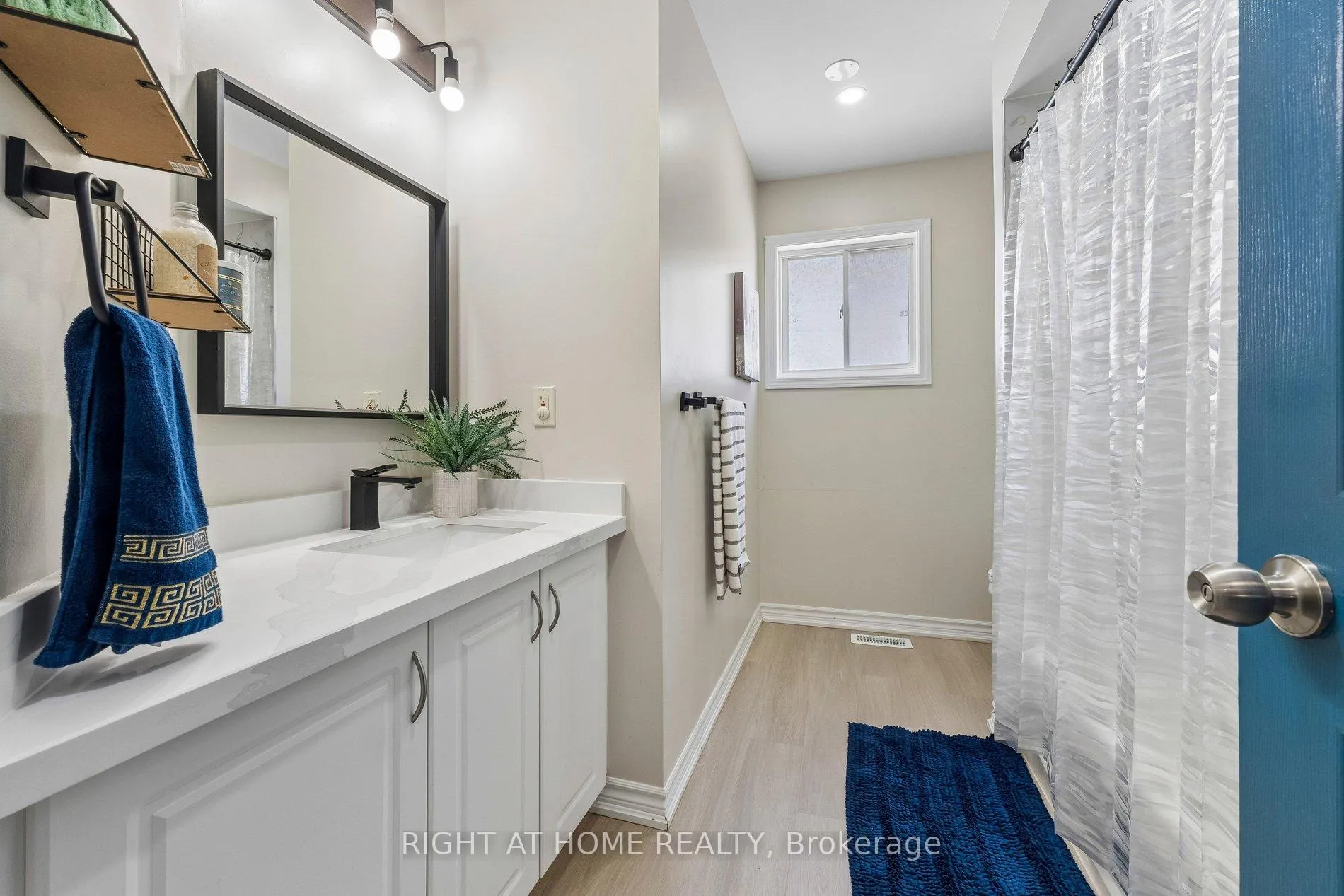 Photo 34 of 640 Ormond Drive, Oshawa, Samac — HOMEH