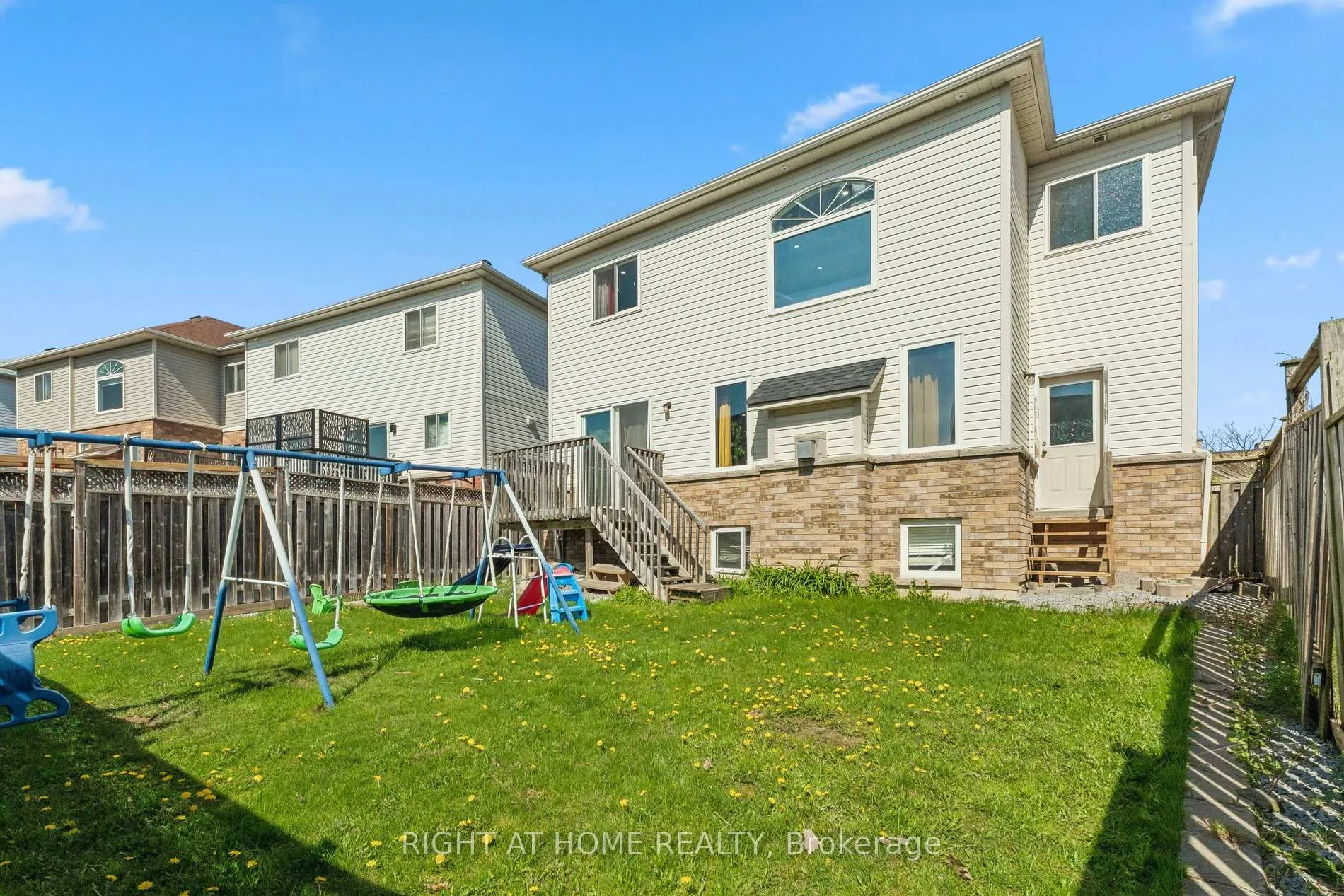 Photo 42 of 640 Ormond Drive, Oshawa, Samac — HOMEH