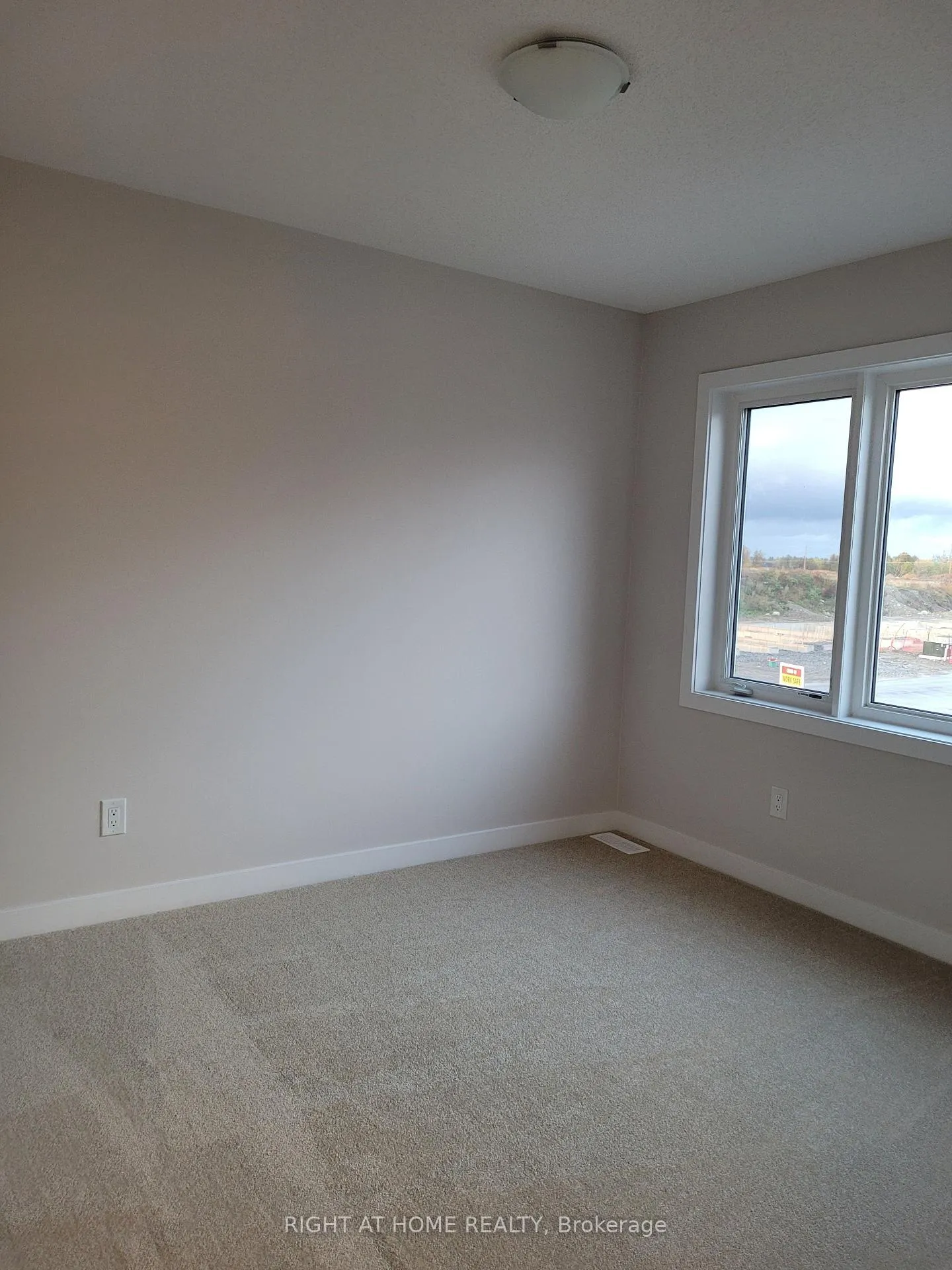 Photo 25 of 12 Focality Crescent, Ottawa, Barrhaven - Half Moon Bay — HOMEH
