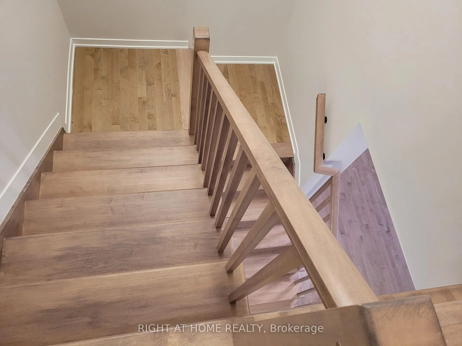 Photo 27 of 12 Focality Crescent, Ottawa, Barrhaven - Half Moon Bay — HOMEH
