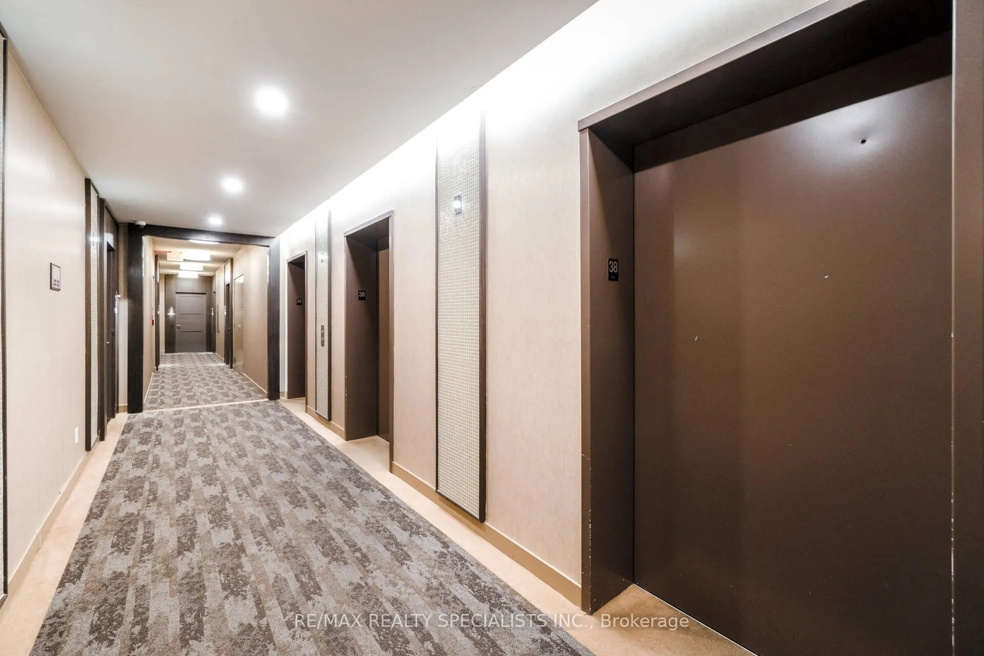 Photo 3 of Unit 3807, 300 Front Street W, Toronto, Waterfront Communities — HOMEH