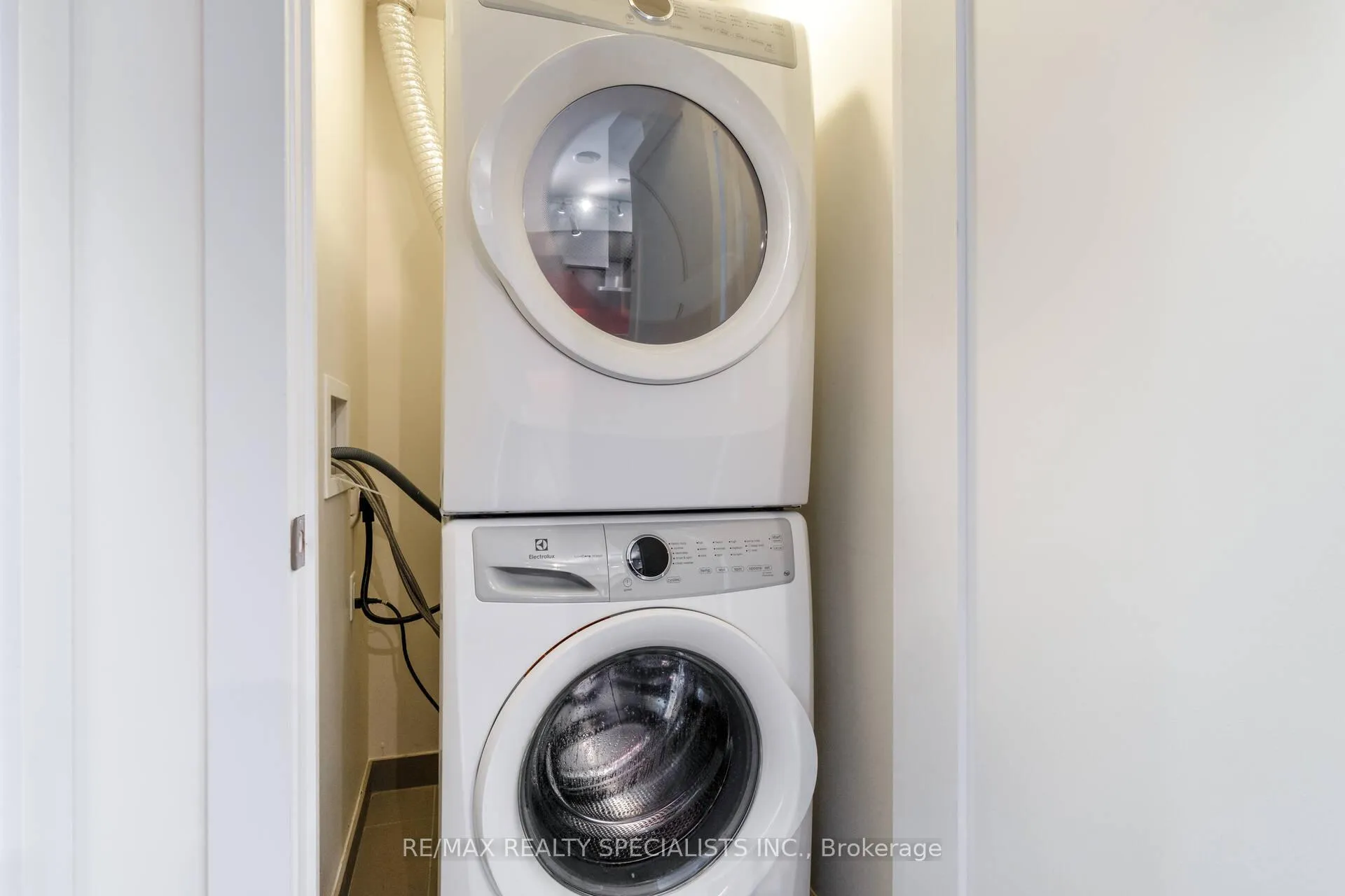 Photo 19 of Unit 3807, 300 Front Street W, Toronto, Waterfront Communities — HOMEH