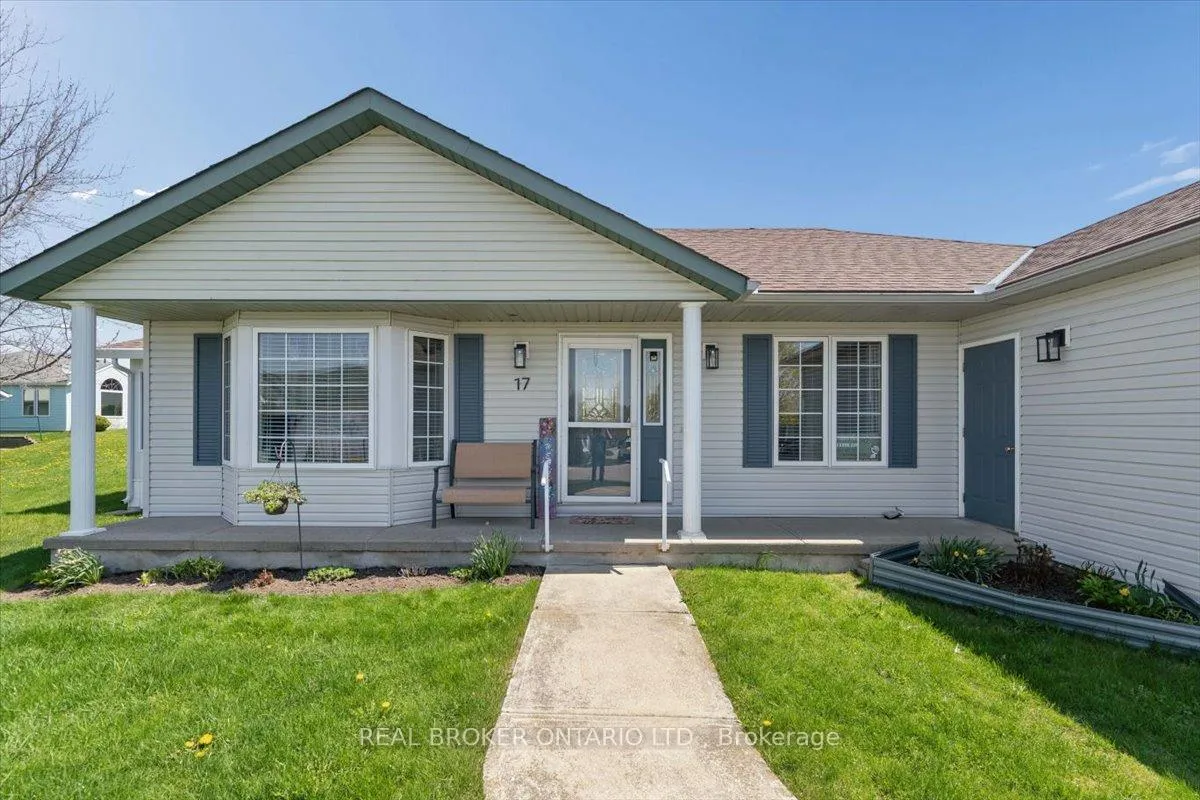 Photo 1 of 17 Greenfield Place, Wilmot — HOMEH