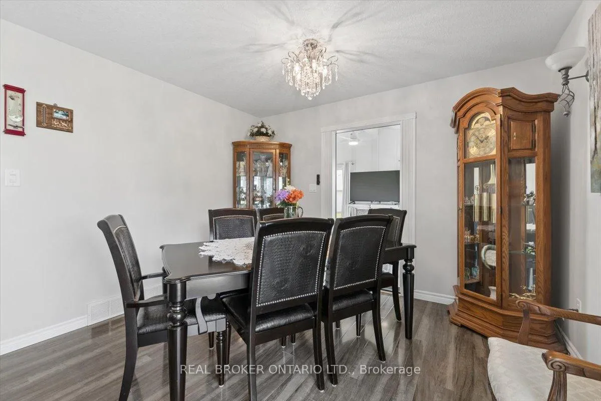 Photo 8 of 17 Greenfield Place, Wilmot — HOMEH