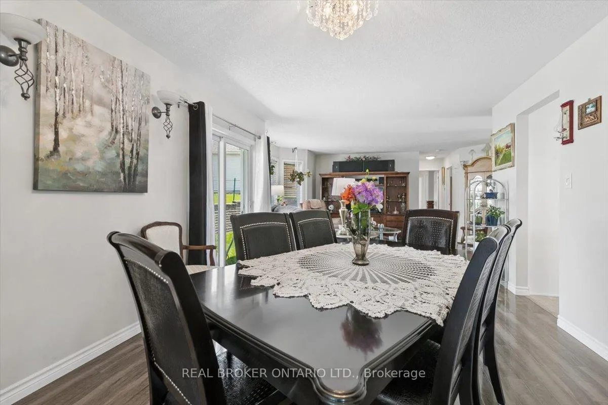 Photo 9 of 17 Greenfield Place, Wilmot — HOMEH