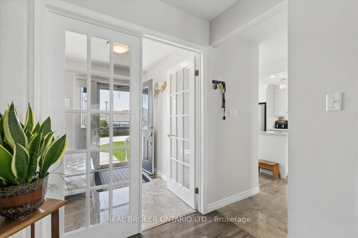 Photo 12 of 17 Greenfield Place, Wilmot — HOMEH