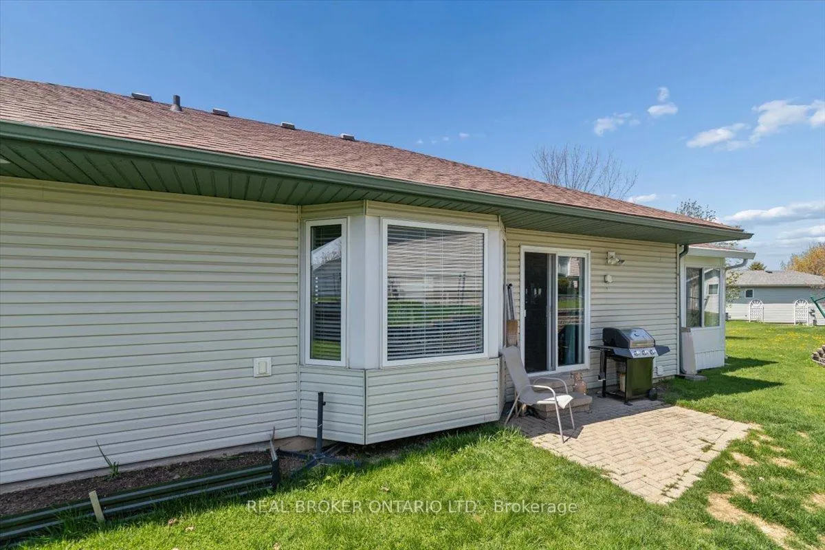 Photo 28 of 17 Greenfield Place, Wilmot — HOMEH